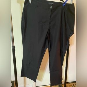 NWT Size 30  Ashley Stewart Black Stretch Twill Ankle Pants